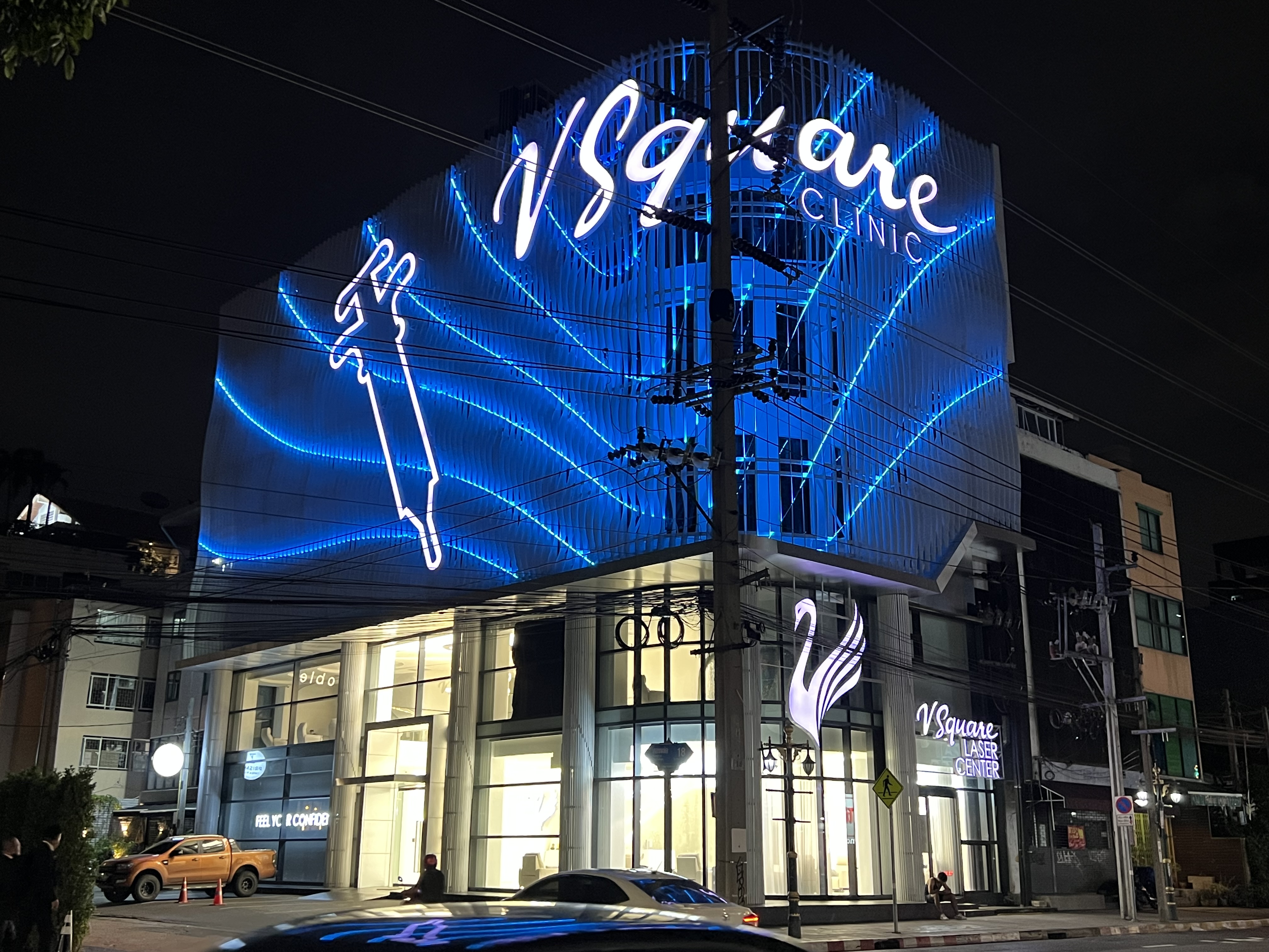 V Square thonglor