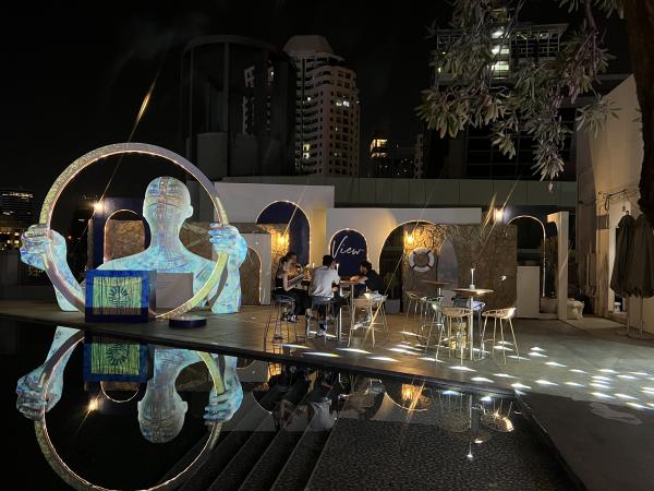 Novotel Platinum Pratunam roottop bar (floor 9)